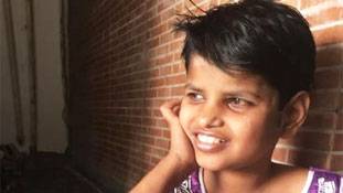 वो बच्ची तो नॉर्मल है, असली मोगली तो हम हैं !