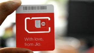 क्या मुसलमानों को हिंदू बना रही है JIO सिम ?