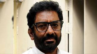 गायकवाड़ की हरकत के बाद शिवसेना की ज्‍यादती बर्दाश्‍त करना बीजेपी की मजबूरी क्‍यों है