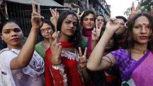 अभी तक पेशाब करने के लिए कौन सी जगह खोजते थे किन्नर!