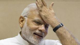 मोदी की योजनाएं जहां पहुंची हैं वहां से उनका सीना नापा जा सकता है !