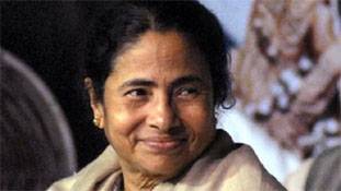 मकसद सिर्फ बीजेपी को रोकना नहीं, ममता भी विपक्ष मुक्त सत्ता चाहती हैं