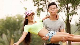 वो मां जो लगती है अपने ही बेटे की गर्लफ्रेंड....