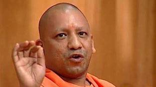 सीएम से मिलना है तो शैम्पू से बाल धोकर, लाइफ बॉय से नहाकर, तेल लगाकर ही आना