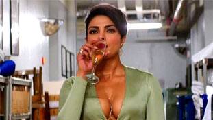 प्रियंका चोपड़ा की बेवाच का मतलब 'अ'बे मत देखो !