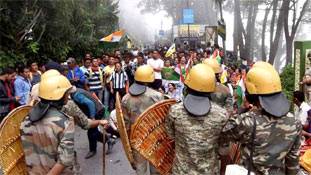 दार्जिलिंग बार-बार हिंसा की चपेट में क्यों??