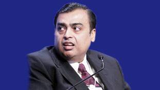 आईडिया-वोडाफोन के स्‍मार्टफोन से हारने जा रहा है जियो फोन !