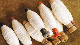 अब शायद खादी को लोगों के बीच पॉपुलर ही कर दे 'जीएसटी'