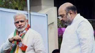 मोदी-शाह के स्वर्णिम युग में चेन्नई एक्सप्रेस का डिरेल हो जाना!