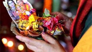 कभी सोचा है, महिलाओं की लंबी उम्र के लिए व्रत क्यों नहीं होता ? कभी सोचा है, महिलाओं की लंबी उम्र के लिए व्रत क्यों नहीं होता ?