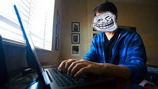 एक ढोंगी बाबा से जुड़े ट्विटर ट्रोल की जिंदगी बदल गई है !