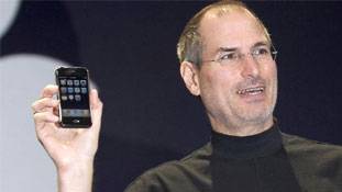 iphone की दीवानगी के पीछे है जॉब्स की 'सीक्रेट' - 'लीक' रणनीति