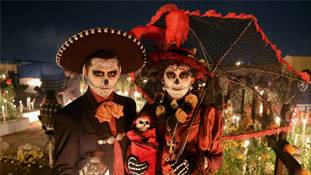 हैलोवीन मनाने से पहले उसके बारे में जान लें ये बातें...