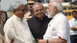 नीतीश कुमार को प्रधानमंत्री मोदी ने दिखाया ट्रेलर, 'पिक्चर अभी बाकी है...'