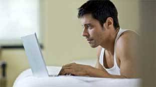 पॉर्न देखना आपके पीसी या मोबाइल को बीमार, बहुत बीमार कर सकता है!