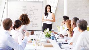 घर से लेकर दफ्तर तक...अभी और हक मिलने बाकी हैं...