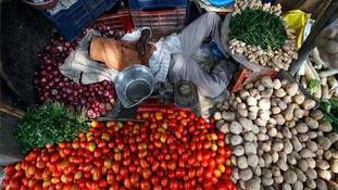 इसलिए महंगे हो रहे हैं प्याज-टमाटर, सरकार बनी मूक दर्शक !