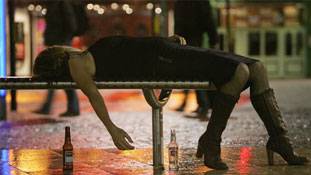 नए साल की पार्टी के बाद हैंगओवर उतारने के 12 सबसे अच्छे तरीके...