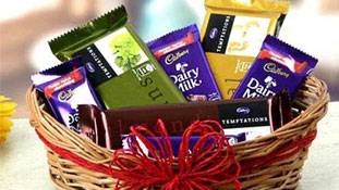 चॉकलेट खाने के 1 घंटे के अंदर शरीर में होता है ये सब...