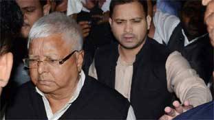 लालू के जेल जाने के बाद 2019 में तेजस्वी कहां खड़ा होंगे?