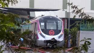 ड्राइवरलेस मेट्रो ने दीवार तोड़ी है या प्रधानमंत्री मोदी का सपना !