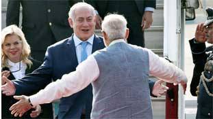 ये वीडियो देखकर खुद फैसला कीजिए कि कांग्रेस प्रधानमंत्री मोदी का कितना सम्मान करती है?