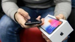 iPhone X को बाजार से वापस ले सकता है एप्पल! iPhone X को बाजार से वापस ले सकता है एप्पल!