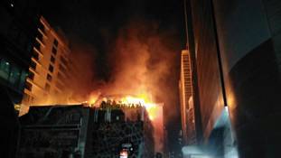 नये साल का “उपहार” मुंबई का पब हादसा