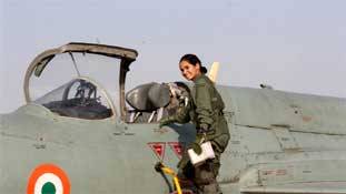 थैंक यू अवनी! तुमने 'हैशटैग' नहीं, बल्कि फाइटर प्लेन उड़ाकर महिला सशक्तिकरण को बल दिया