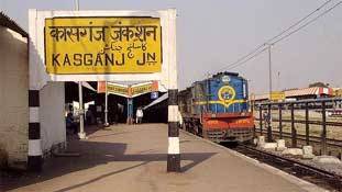 कासगंज हिंसा : एक हफ्ते बाद घर से निकले कुछ बुनियादी सवालों के जवाब