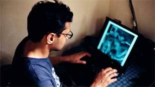 पॉर्न एडिक्ट पति से त्रस्त पत्नी की बात क्यों सुप्रीम कोर्ट को सुननी चाहिए