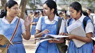 पकौड़ा विमर्श चलता रहेगा, पहले ये जान लें कि यूपी में छात्र परीक्षा छोड़ क्यों रहे हैं?