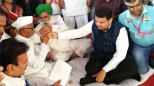 मोदी राज में तो अन्ना को कुछ ज्यादा ही और जल्दी ही मिल गया!