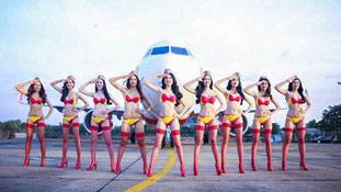 साड़ी वाली एयरहोस्टेस को लेकर मुंह बनाने वालों के 'अच्छे दिन' आ रहे हैं