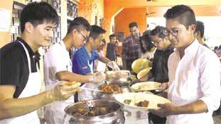 Fact-check : नॉर्थ ईस्ट के लोग कुत्ता खाते हैं या नहीं खाते !!