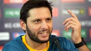 कश्‍मीर में मारे गए आतंकियों को देखकर शाहिद अफरीदी को 'कुछ-कुछ' होता है!