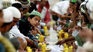 रोजा रखने के बावजूद कुछ लोगों का वजन क्यों बढ़ जाता है?