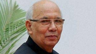 नॉन-पॉलिटिकल गवर्नर का आइडिया कम से कम हंसराज भारद्वाज की ओर से नहीं आना चाहिए