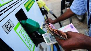 तेल की आग लगती कीमतों पर काबू करना है तो ये उपाय अपनाए सरकार