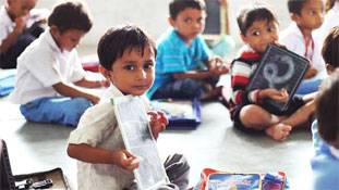 ...तो मान लिया गया है कि नैतिकता शिक्षक नहीं दे सकते?