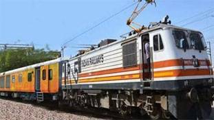 5 ट्रेनों ने रेलवे का चेहरा बदला, लेकिन 5 समस्याओं ने उसे और बदसूरत बना दिया