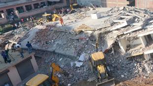 ग्रेटर नोएडा में गिरी बिल्डिंग में 9 लोगों की मौत को 'हत्या' क्यों ना कहा जाए?