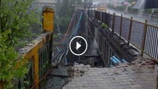 मुंबई के उस ब्रिज की कहानी जो आज गिर गया