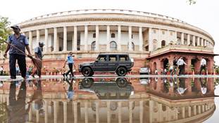 करोड़पति सांसद देश का मान बढ़ा रहे हैं!