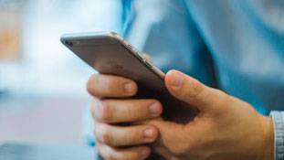 स्मार्टफोन के वो फीचर्स जिन्हें देखकर कभी फोन नहीं खरीदना चाहिए..