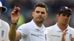 टेस्ट क्रिकेट में एंडरसन हो सकते हैं तेज गेंदबाजी के मुथैया