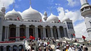 अजीब कारण से चीन की सबसे भव्य मस्जिद पर शामत