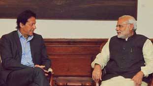 मोदी के पाकिस्तान जाने से ज्यादा मुश्किल है इमरान का न्योता भेजना