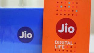 गीगाफाइबर के नाम पर JIO ने यूजर्स का दिल तोड़ दिया..