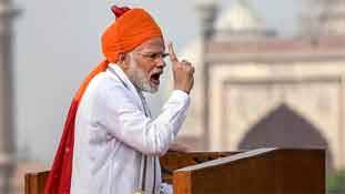 जान लीजिये मोदी जी! जो देश के झंडे के खिलाफ जाए उसका इलाज गाली और गोली ही है